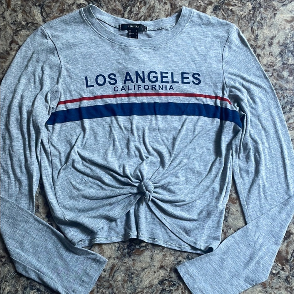 Forever 21 Gray Long Sleeve Los Angeles Top